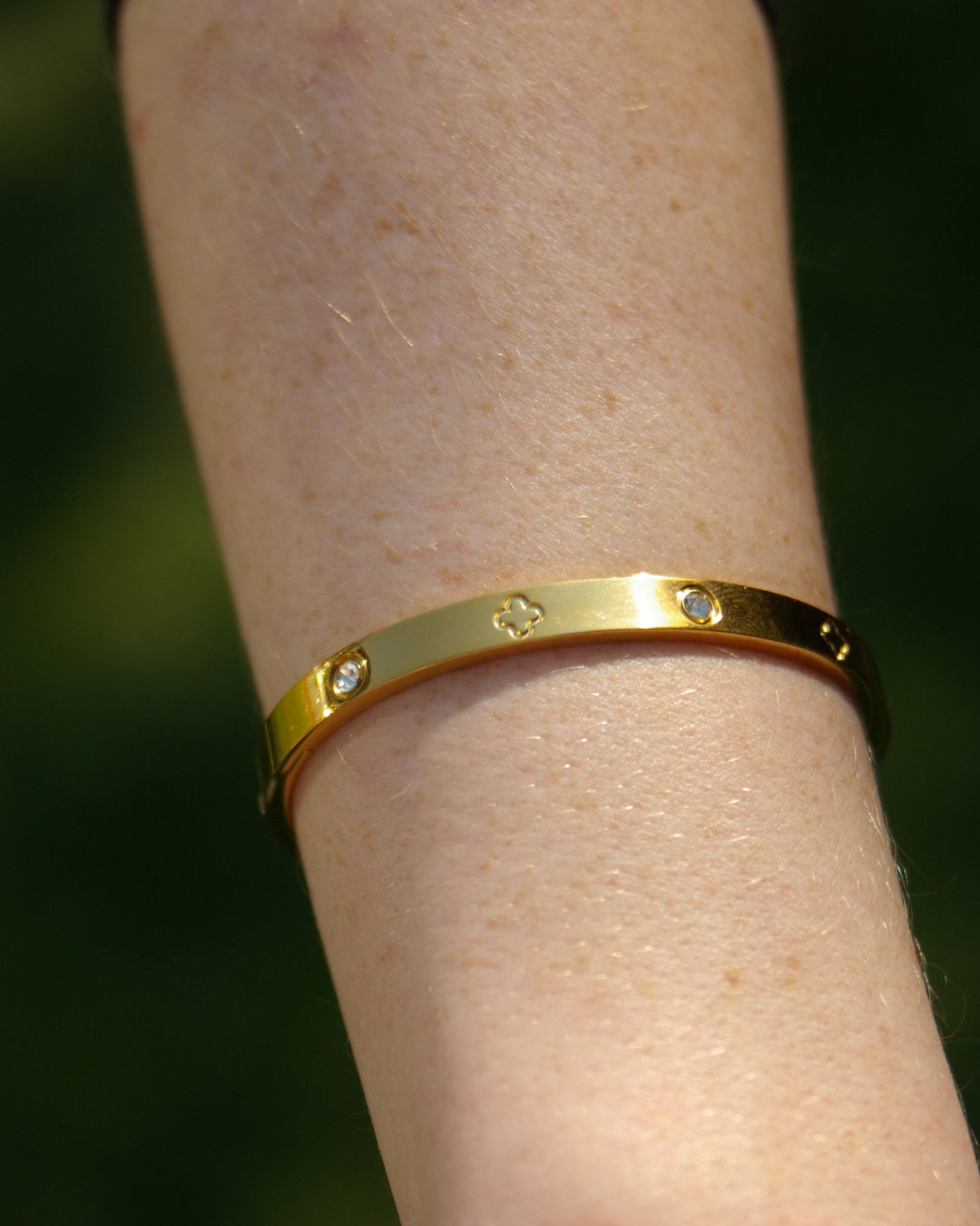 Fortuna Bangle in Gold