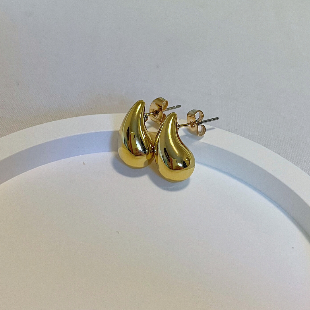 Tiny Teardrop Earrings in Gold