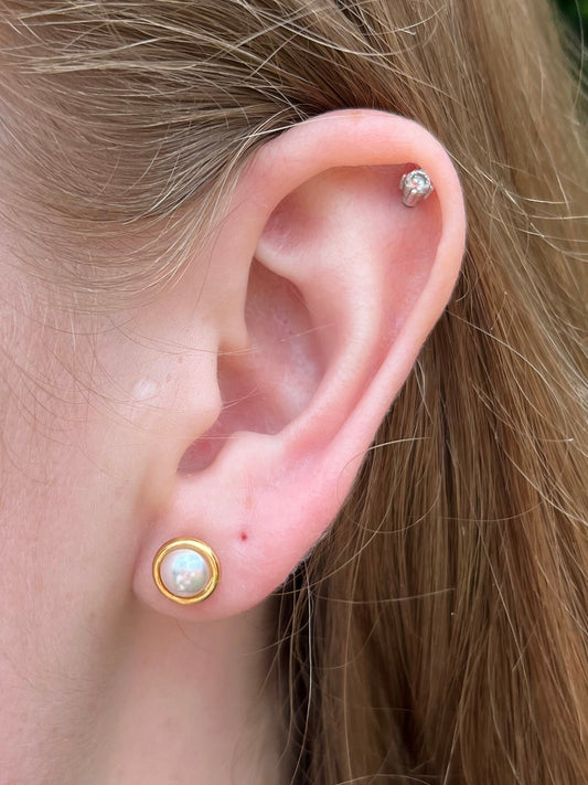 Ellie Earrings in Gold